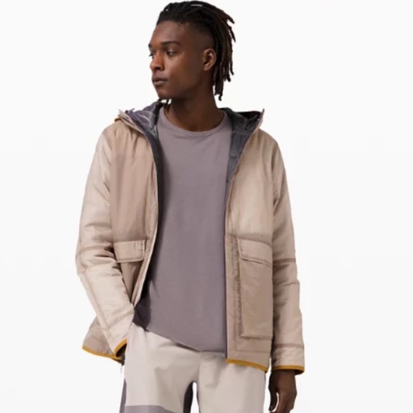 Lululemon Take The Moment Reverse Jacket
Robert Geller Collection - Picture 8 of 13